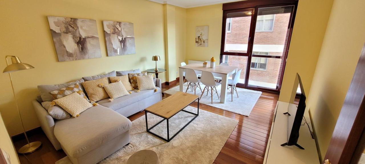 Cozy Yellow Home In Getxo Exteriér fotografie